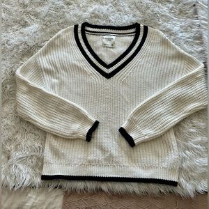 Abercrombie & Fitch Black and Cream Knit Varsity Sweater
